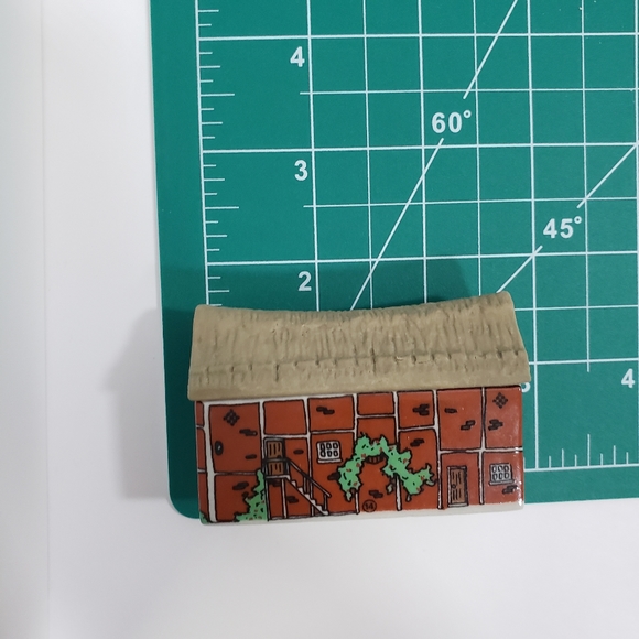 Wade England Figurines Whimsey on Why Watermill #14 - Picture 12 of 12